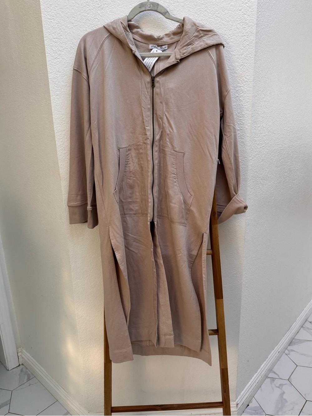 Young Fabulous & Broke Long Hooded Zip Trench Coat in Taupe Neutral Comfy sz XS